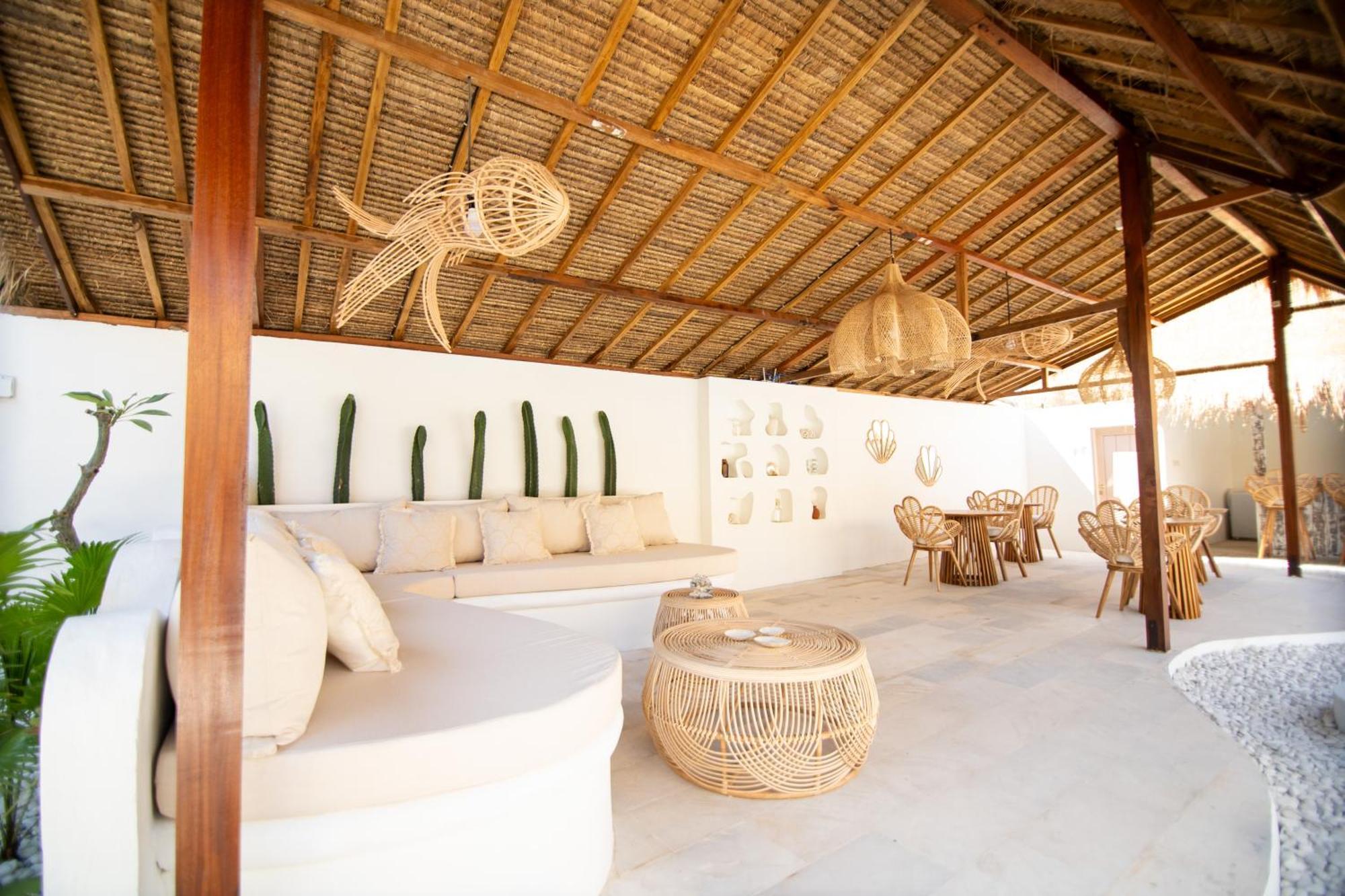 Isla De Agua Hotel Gili Air Exterior photo